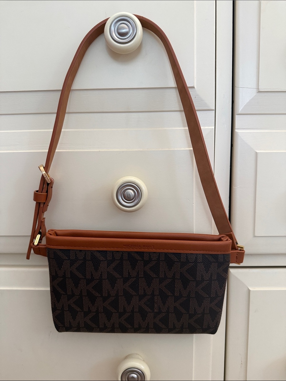 MK ✨Wristlet in Classic Brown 🍫